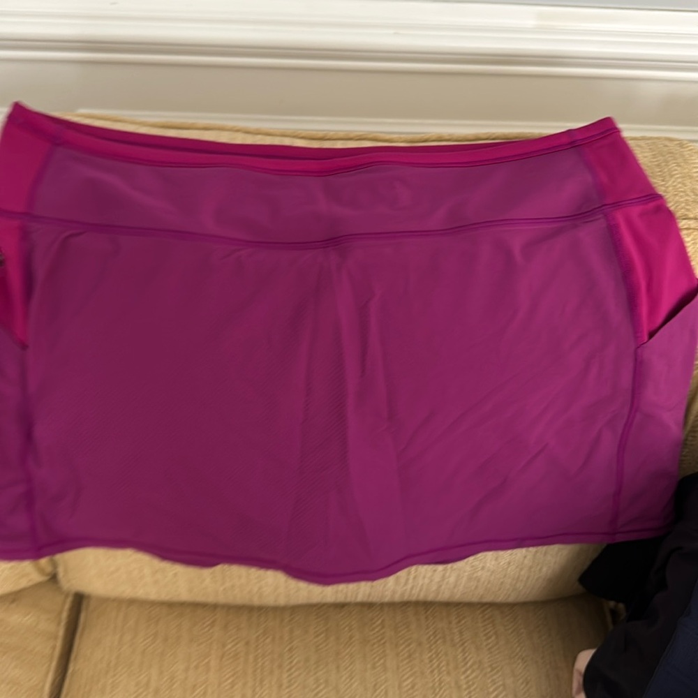 Athleta action skirt.
